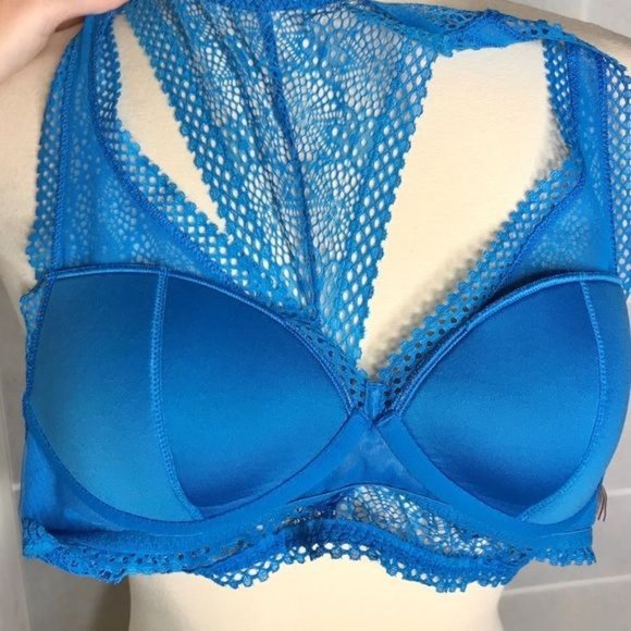 Victoria’s Secret M lace bra letter blue - Picture 6 of 7